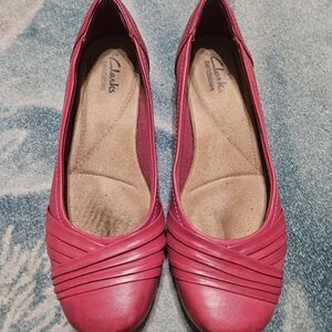 Clarks Women's Vibrant Pink Loafers